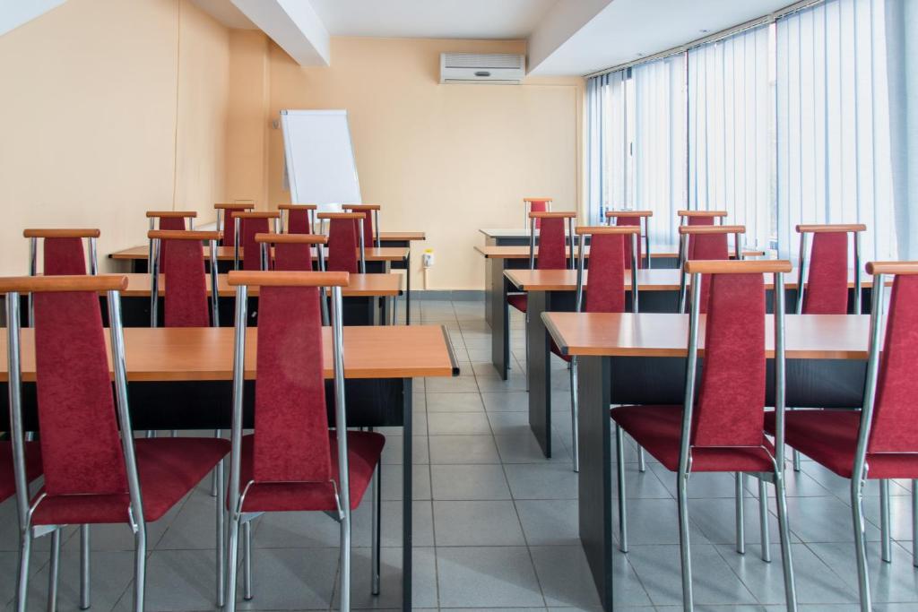 Hotel Beta Cluj-Napoca Buitenkant foto
